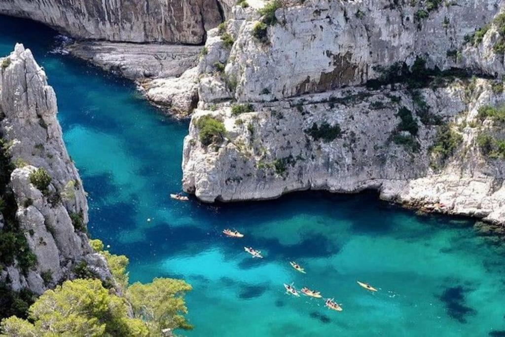 Appartement Tout Confort A 2 Pas Du Centre Ville Aubagne Dış mekan fotoğraf