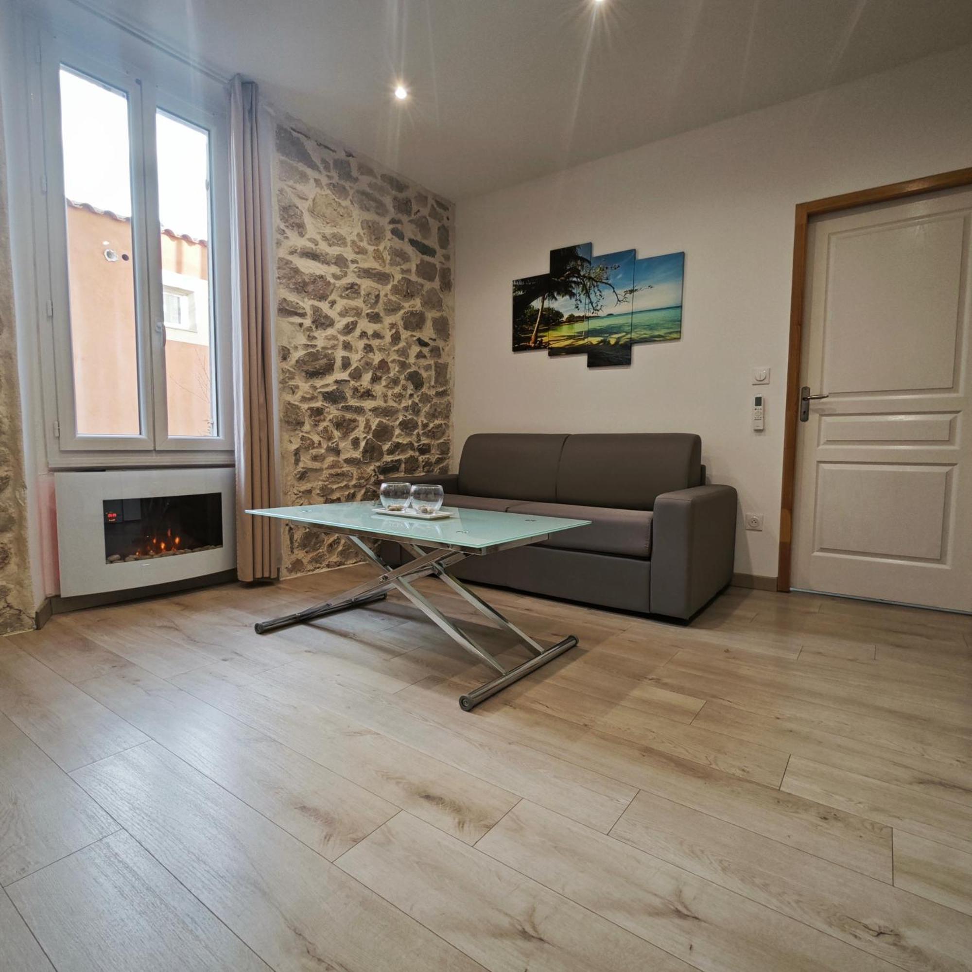 Appartement Tout Confort A 2 Pas Du Centre Ville Aubagne Dış mekan fotoğraf